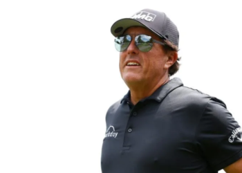 Five-time major winner Phil Mickelson has received a special exemption into next month's US Open | AFP