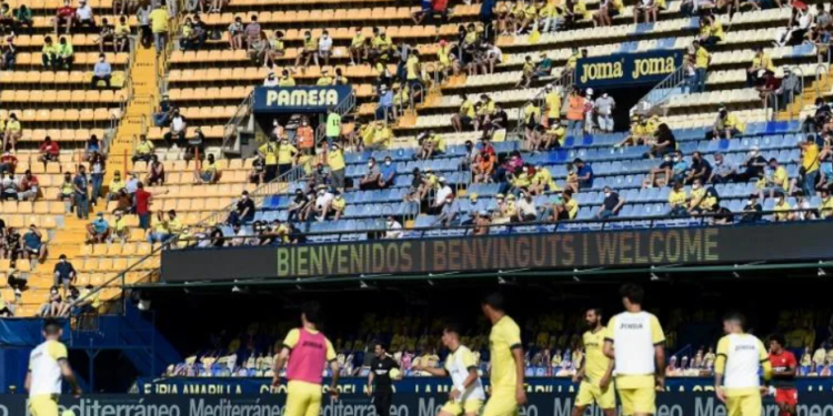 Home again: Villarreal fans watch their team warm up | AFP