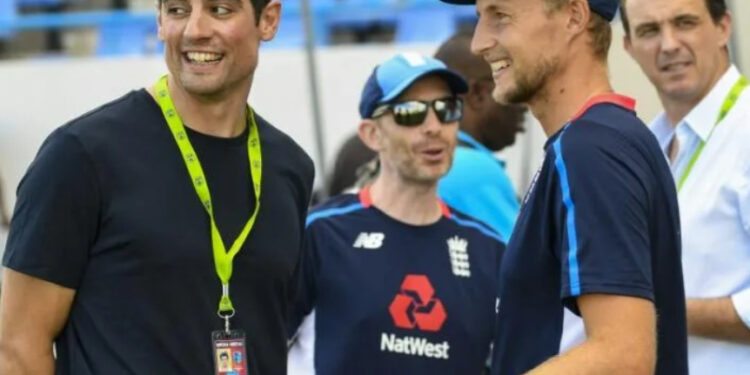 Concern - Alastair Cook (L) is worried by the form of current England captain Joe Root's (R) batsmen | AFP