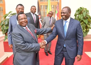 Central Organization of Trade Unions (COTU) Secretary-General Francis Atwoli (L) with President William Ruto at State House, Nairobi, on December 1, 2022.Photo/Courtesy