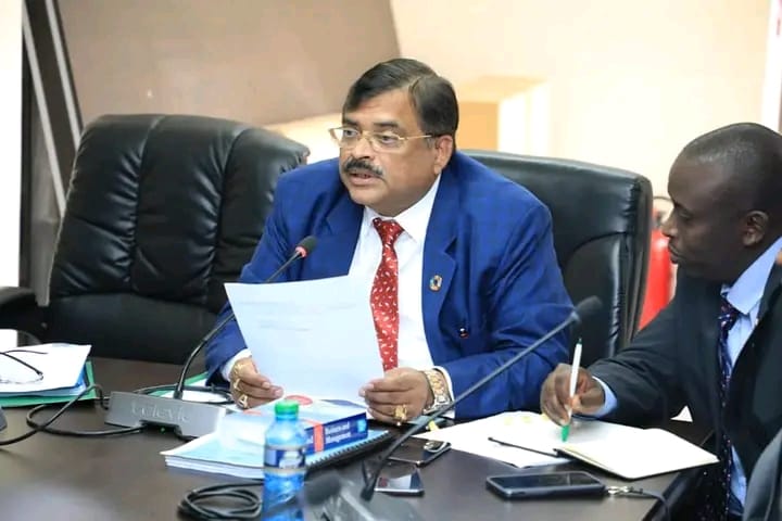 Former Kesses MP Mishra Swarup (left) during a past meeting in parliament. 