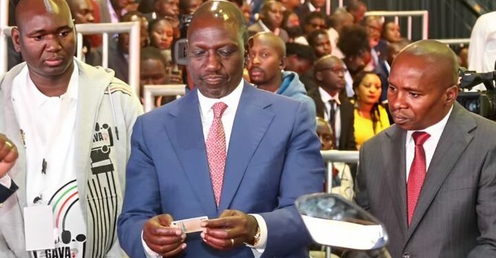 Ruto directed schools to pay fees via ecitizen