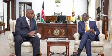 President William Ruto (Right) and US Defense Secretary Lloyd Austin at State House Kenya. PHOTO/State House Kenya.