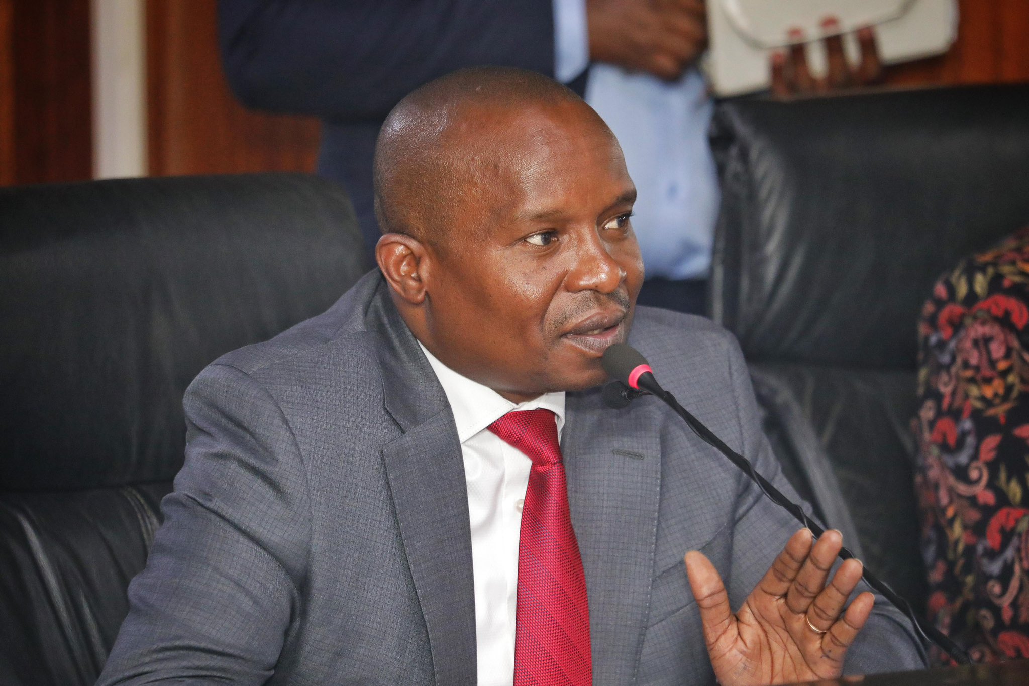 Kindiki has pledged a cash reward for individuals with information about Al-shabaab in Lamu and Boni.
