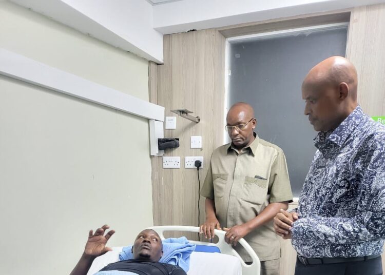 DCI boss Mohamed Amin when he visited a wouned police officer at a Nairobi Hospital on October 8, 2023. 
