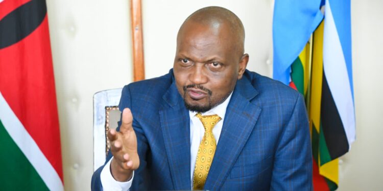 Public Service CS Moses Kuria during the meeting with KSG Council Members.