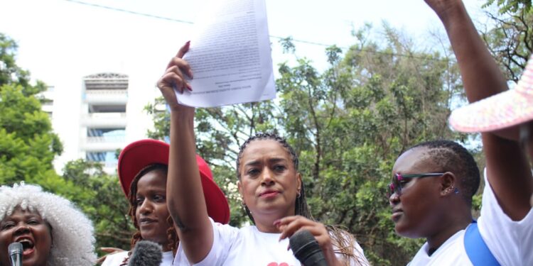 Nairobi Women Representative, Esther Passaris joining the demonstrator during the Femicide March on 27th Saturday.