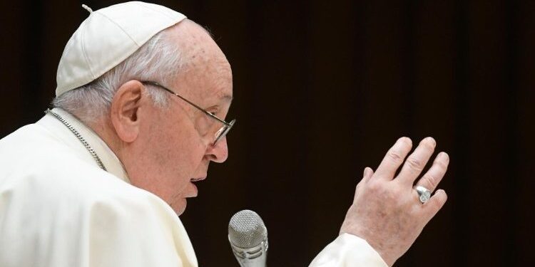 Pope Francis Calls for Ban on Women Carrying Pregnancy for Other Women