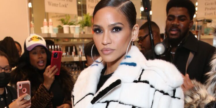 Cassie Breaks Silence; Pens Emotional Message Over P Diddy Assault Video