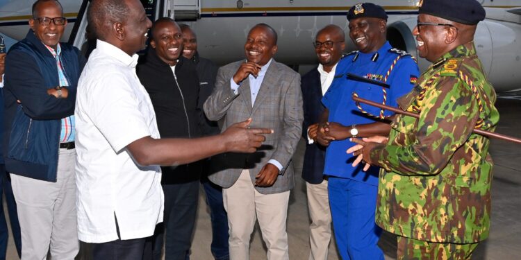 President William Ruto received by CS Kindiki Kuthure, CS Aden Duale, PS Raymond Omollo and IG Japhet Koome following his trip to the US. Photo/PCS