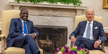 Kenya President William Ruto (Left) with US President Joe Biden. (Right) Photo/Courtesy