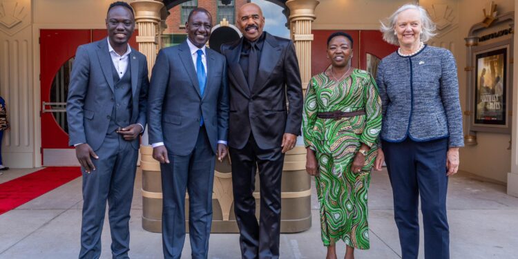 From left: Comedian Eddie Butita, President William Ruto, Steve Harvey, First Lady Rachel Ruto, and US Ambassador to Kenya Meg Whitman. 