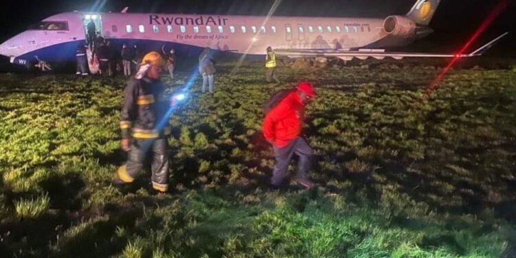 A RwandAir plane, flight RWD464 from Nairobi, skidded off the runway on touchdown at Entebbe International Airport at 5:45am on Wednesday, according to sources in Kigali and Kampala.