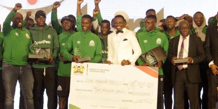 Namwamba rewarded Gor, FC and other clubs.