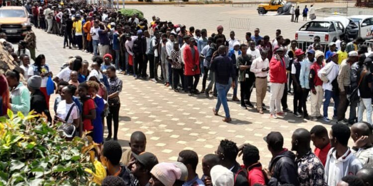 Kenyans lining to get their eyes scanned in exchange of the World Coins.