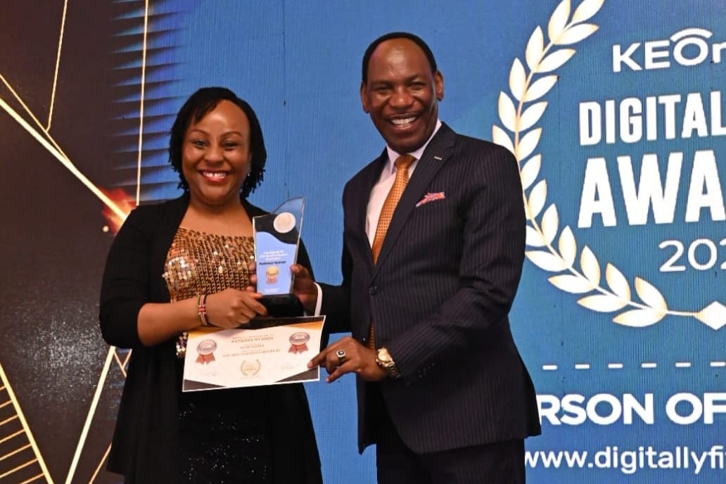 AMWIK Executive Director and former Taita Taveta gubernatorial candidate Patience Nyange has been awarded as the top CEO in the business category of the annual Digitally Fit Awards.