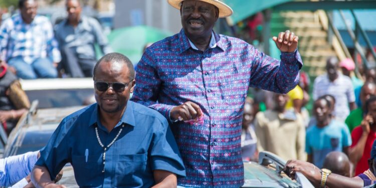 Raila Counters Ruto After Raiding His Nyanza Stronghold