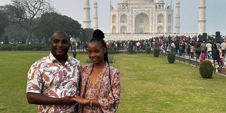 Meru MCA Proposes to His Love in India on Christmas