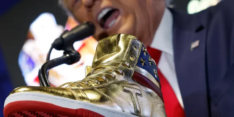 Trump + Sneaker