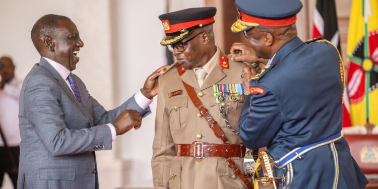 Ruto Explains Why He Appointed 2 KDF Generals to New Roles