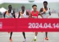 Kenyan Willy Mnangat Explains Why He Let He Jie Win Marathon