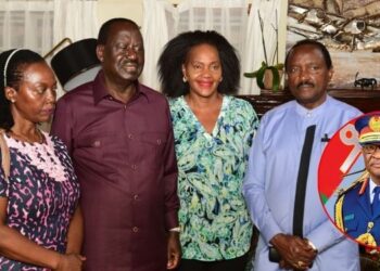 From left: NARC Kenya Leader Martha Karua, ODM Leader Raila Odinga, Kisumu West MP Rosa Buyu, and Wiper Leader Kalonzo Musyoka visit General Franci Ogolla's family to condole with members.